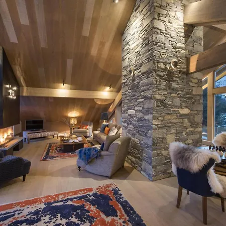 Peak Chalet - Premier Chalet